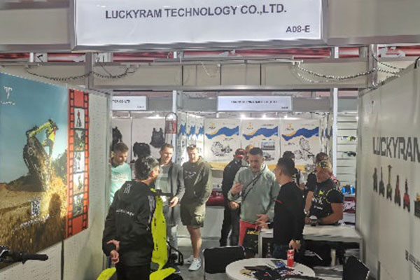 ETV -tanken ställdes ut 2023 EICMA och uppmärksammade
